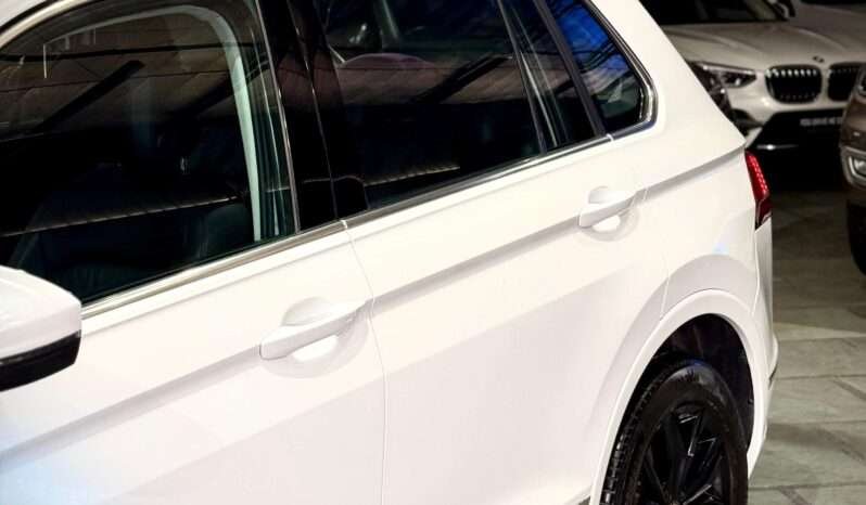 
								Tiguan 2.0L TDI-HIGHLINE(AT) full									