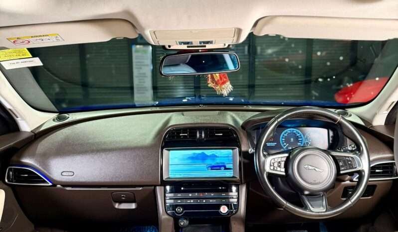 
								F Pace 2.0L Prestige(Top) full									