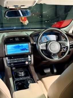 
										F Pace 2.0L Prestige(Top) full									