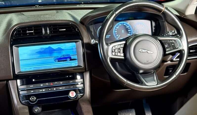 
								F Pace 2.0L Prestige(Top) full									