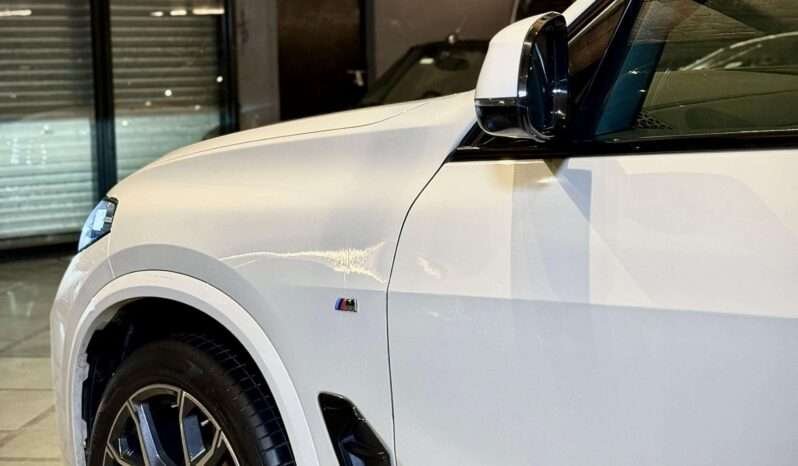 
								X5 40i Msport LCI full									