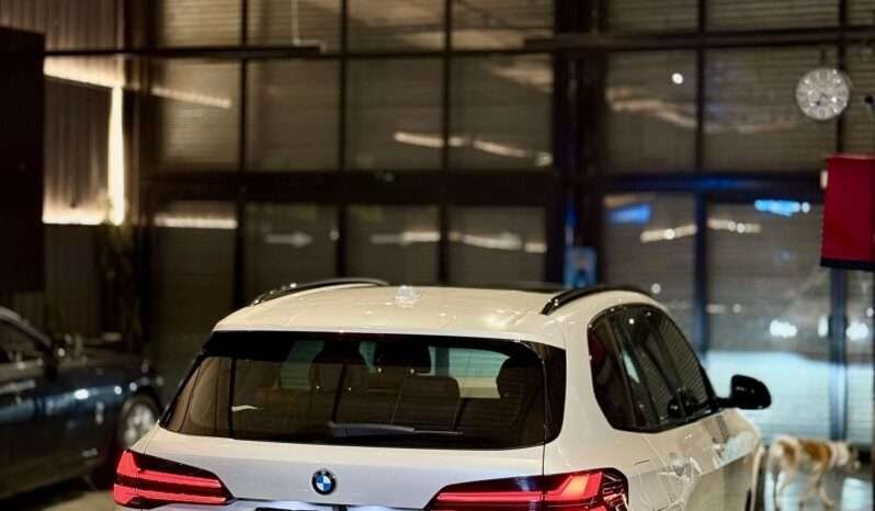 
								X5 40i Msport LCI full									
