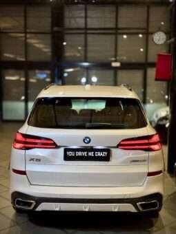 
										X5 40i Msport LCI full									