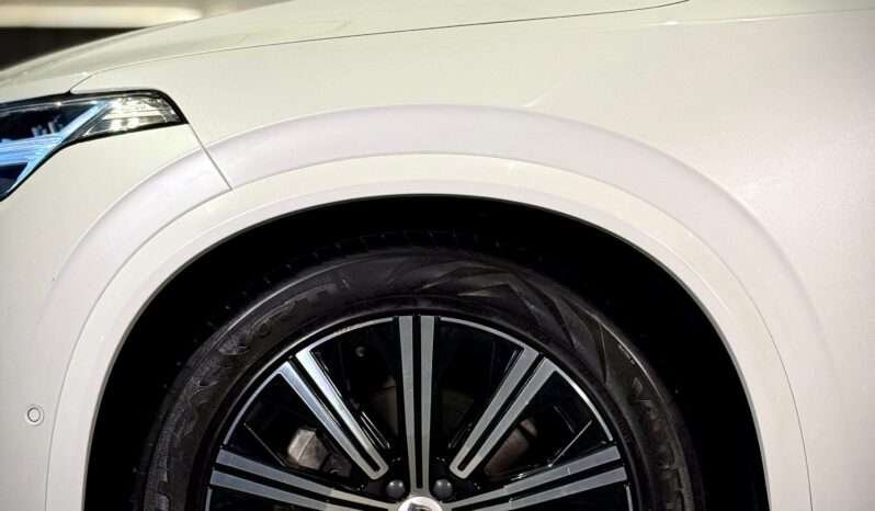 
								XC90 B6 Ultimate Hybrid full									