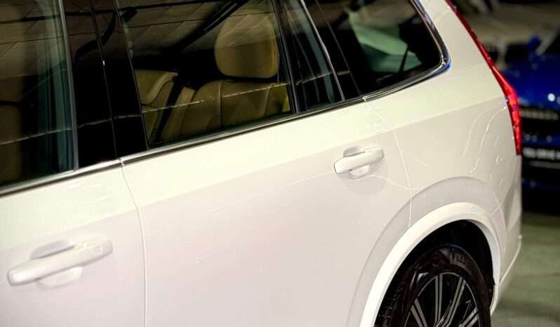 
								XC90 B6 Ultimate Hybrid full									