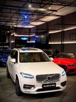 
										XC90 B6 Ultimate Hybrid full									