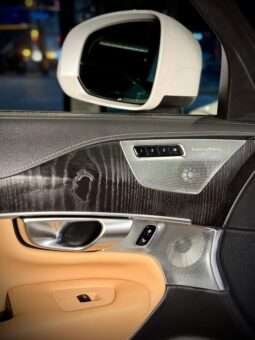 
										XC90 B6 Ultimate Hybrid full									