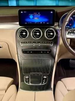 
										Mercedes-Benz GLC 200 full									