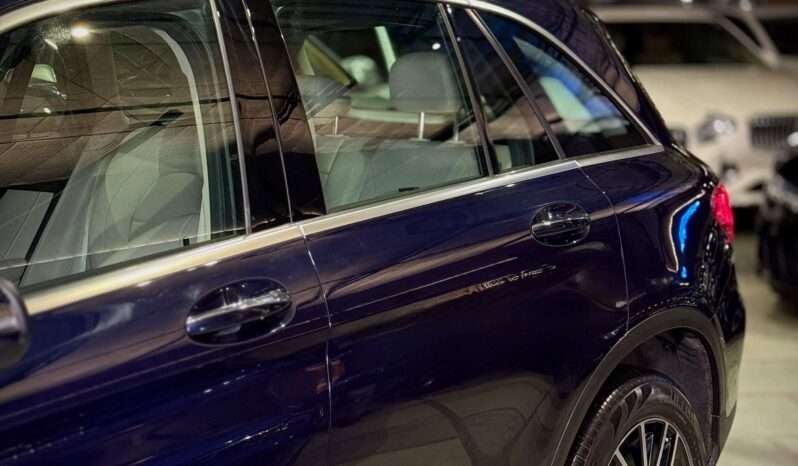 
								Mercedes-Benz GLC 200 full									