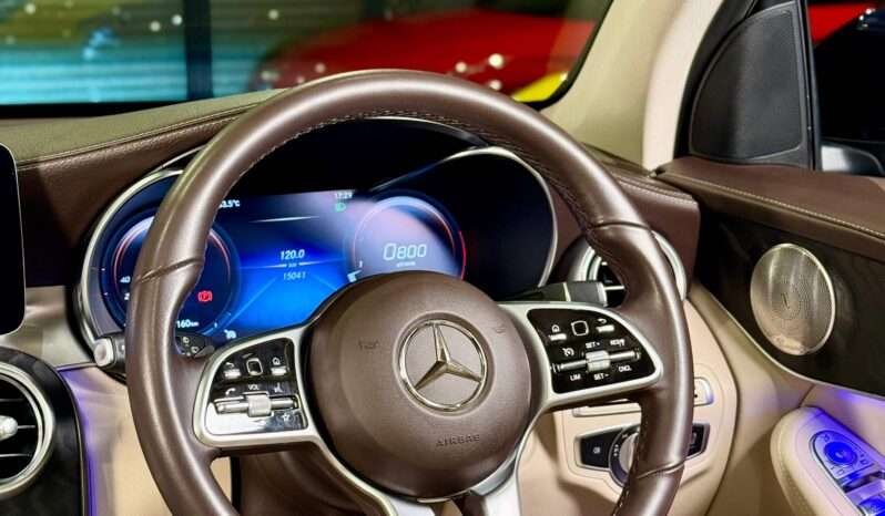 
								Mercedes-Benz GLC 200 full									