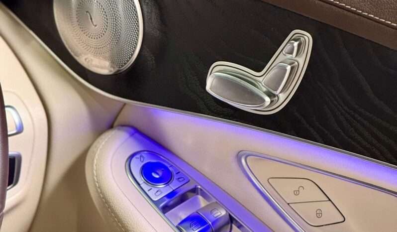 
								Mercedes-Benz GLC 200 full									