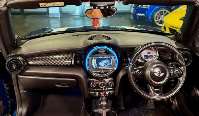 
								CooperS JCW tuned  Convertible full									