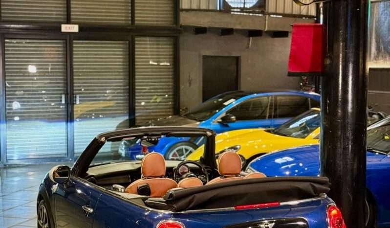 
								CooperS JCW tuned  Convertible full									