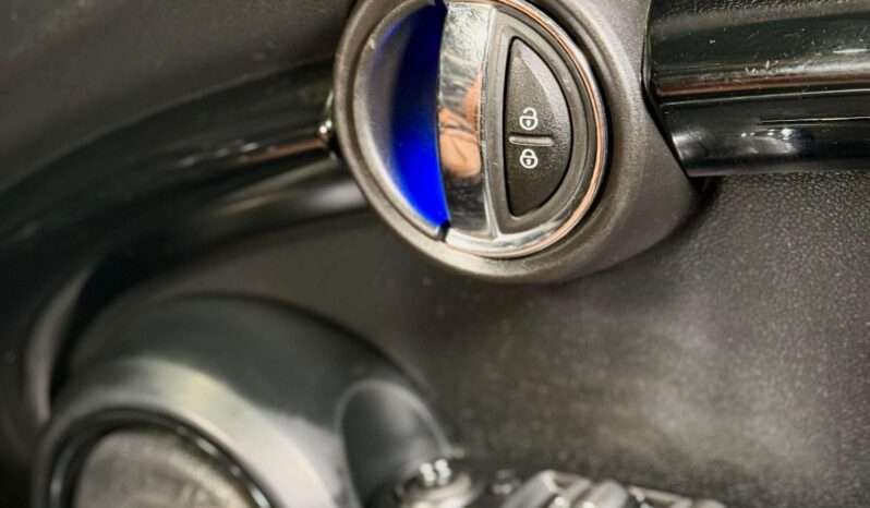 
								CooperS JCW tuned  Convertible full									