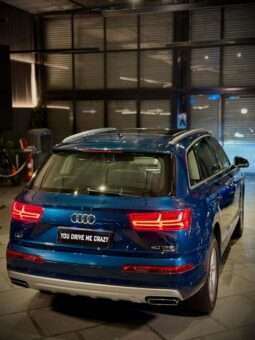 
										Q7 Technology 40 TFSI full									