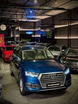 
										Q7 Technology 40 TFSI full									