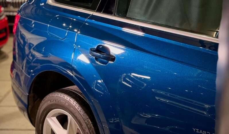 
								Q7 Technology 40 TFSI full									