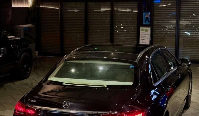 
								E200 LWB Amg line full									