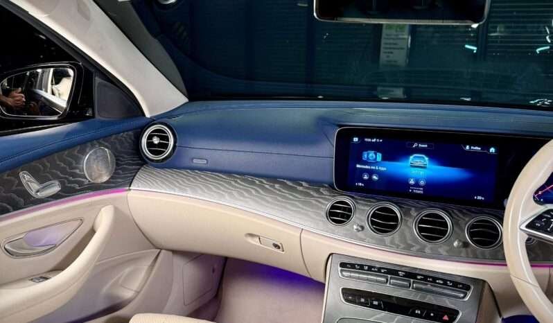 
								E200 LWB Amg line full									