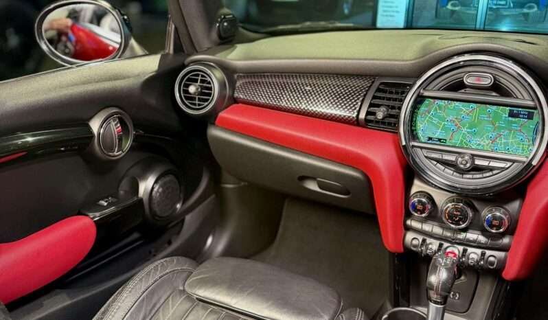 
								Cooper S First lot CBU full									