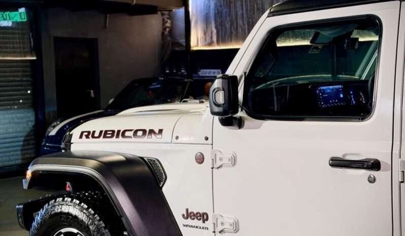 
								Jeep Wrangler Rubicon 2.0L full									