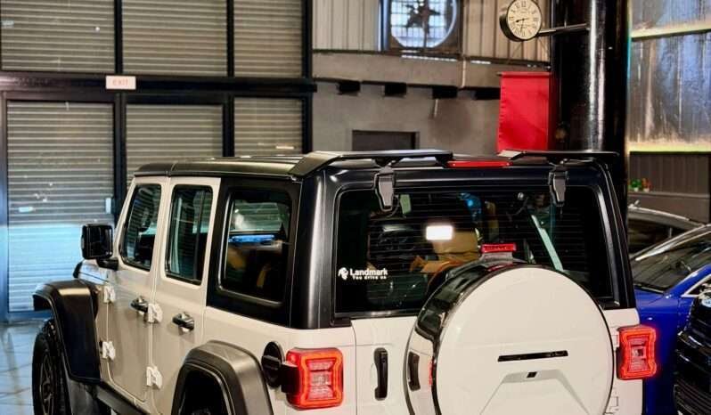 
								Jeep Wrangler Rubicon 2.0L full									