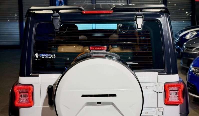 
								Jeep Wrangler Rubicon 2.0L full									