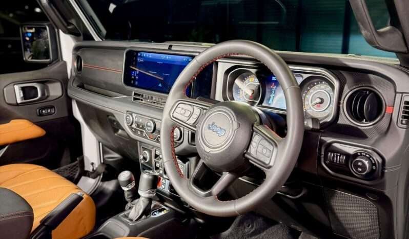 
								Jeep Wrangler Rubicon 2.0L full									