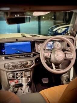 
										Jeep Wrangler Rubicon 2.0L full									