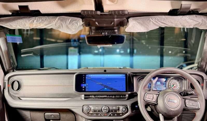 
								Jeep Wrangler Rubicon 2.0L full									