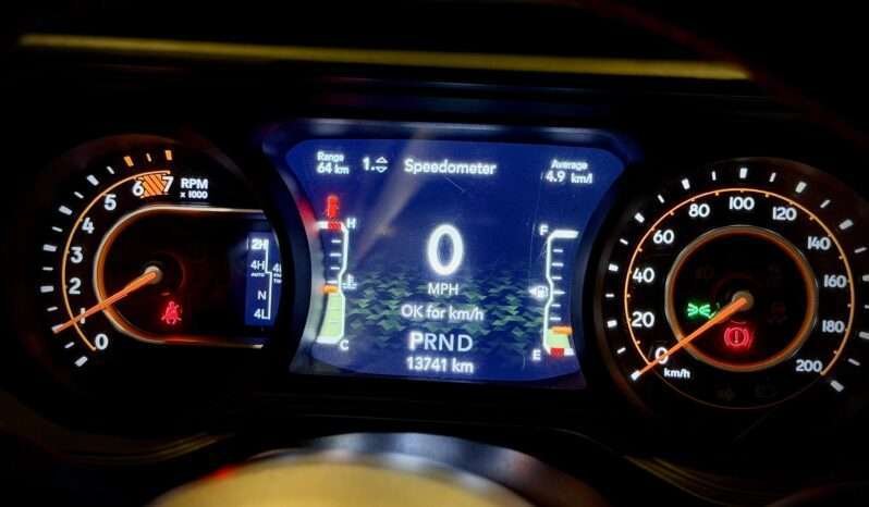 
								Jeep Wrangler Rubicon 2.0L full									