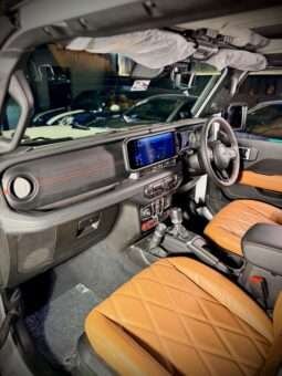 
										Jeep Wrangler Rubicon 2.0L full									