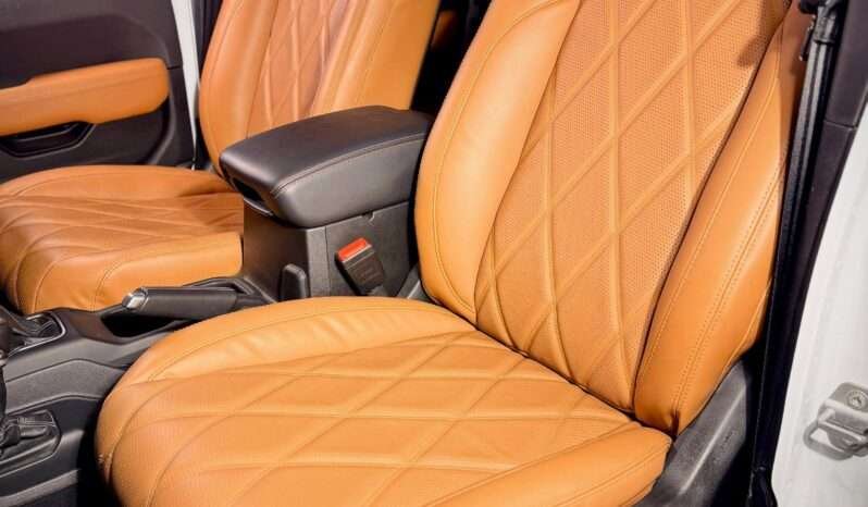 
								Jeep Wrangler Rubicon 2.0L full									