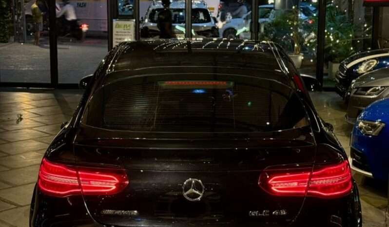 
								MERCEDES-BENZ GLC 43 AMG COUPE full									
