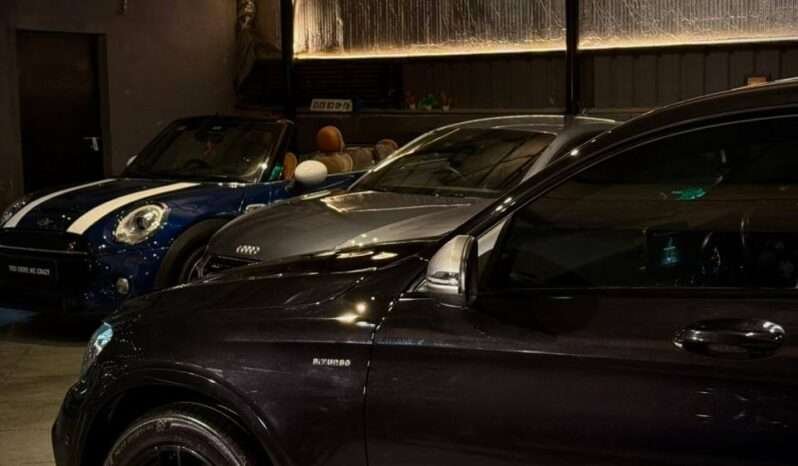 
								MERCEDES-BENZ GLC 43 AMG COUPE full									