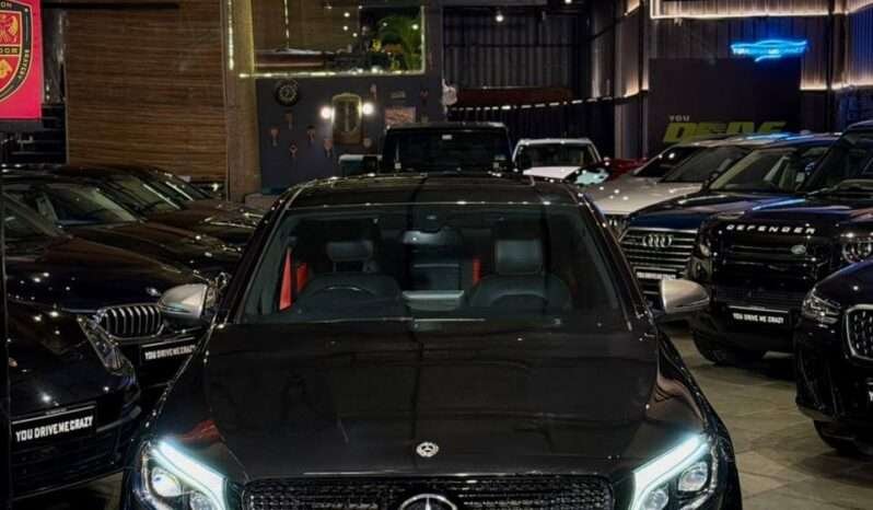 
								MERCEDES-BENZ GLC 43 AMG COUPE full									