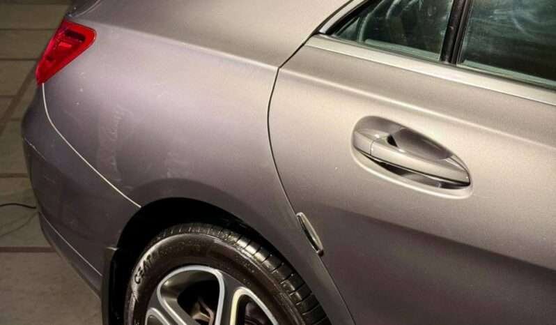 
								Mercedes CLA 200 Sport ⚡ full									