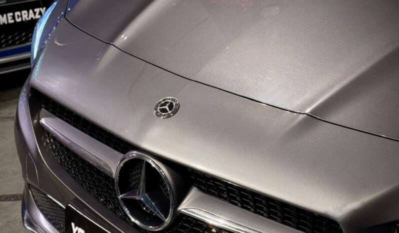 
								Mercedes CLA 200 Sport ⚡ full									