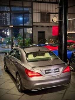 
										Mercedes CLA 200 Sport ⚡ full									