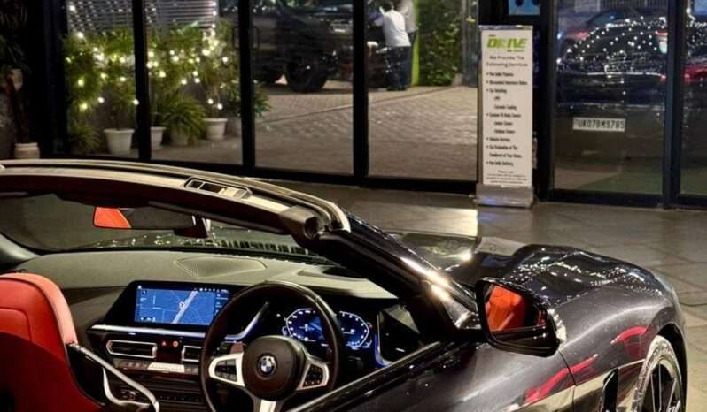 
								Z4 M40i Convertible full									