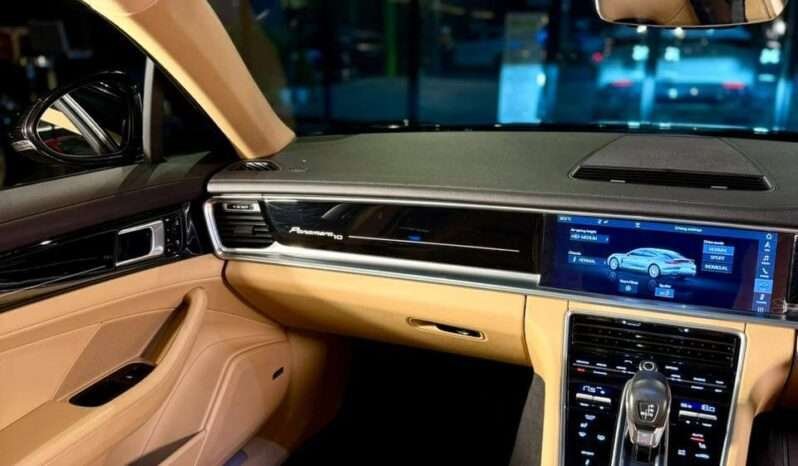 
								Porsche Panamera Bs6 full									