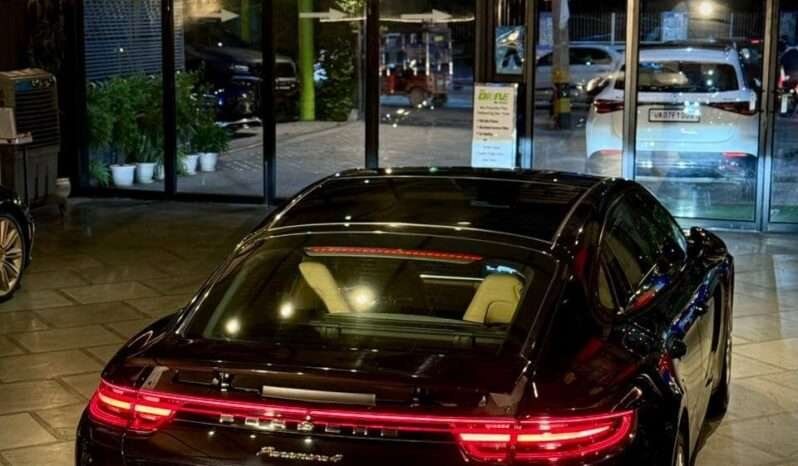 
								Porsche Panamera Bs6 full									