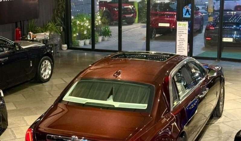 
								ROLLS ROYCE GHOST SERIES II XZ42 full									