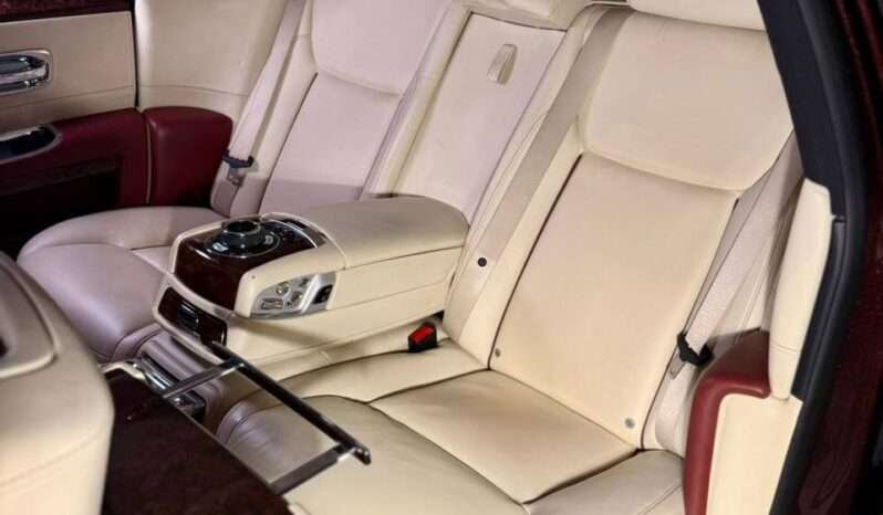 
								ROLLS ROYCE GHOST SERIES II XZ42 full									