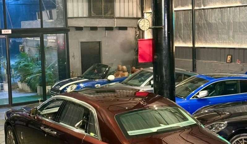 
								ROLLS ROYCE GHOST SERIES II XZ42 full									