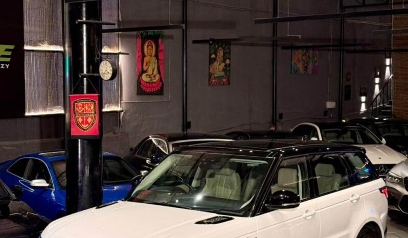 
								RANGE ROVER SPORT — HSE (Facelift) full									