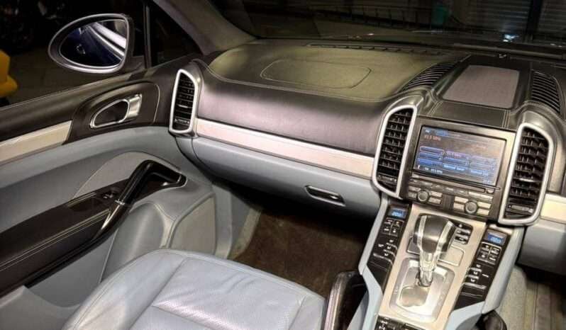 
								PORSCHE CAYENNE full									