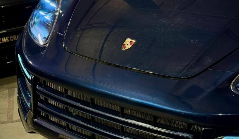 
								PORSCHE CAYENNE full									