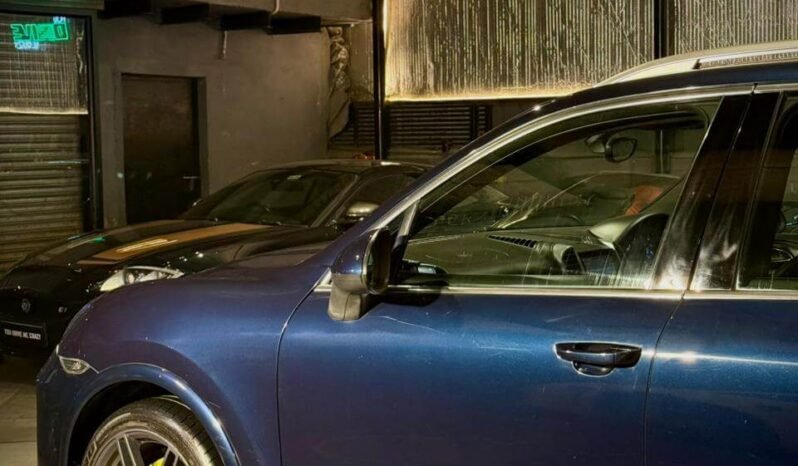 
								PORSCHE CAYENNE full									