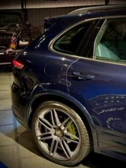 
										PORSCHE CAYENNE full									